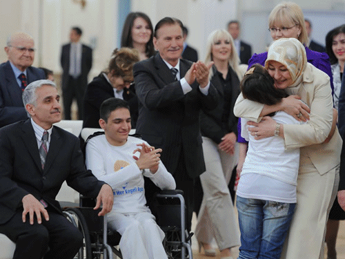 “Tek Engel Var O da Eğitimsizlik”